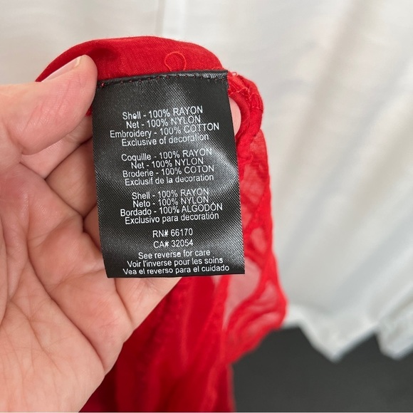 Anthropologie Leona textured red tunic blouse NWT - Picture 10 of 12